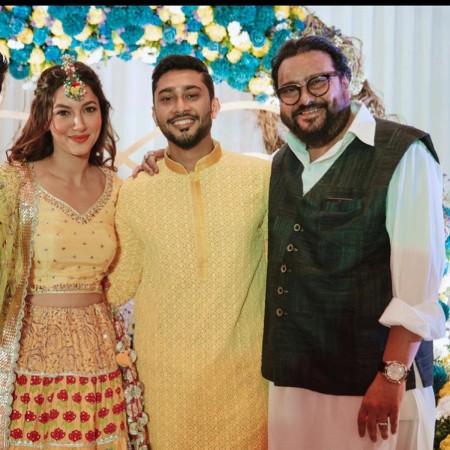 Gauahar Khan strongly reacts to father-in-law Ismail Darbar's remark that only Zaid Darbar can stop her from doing sensuous scenes Gauahar Khan strongly reacts to father-in-law Ismail Darbar's remark that only Zaid Darbar can stop her from doing sensuous scenes