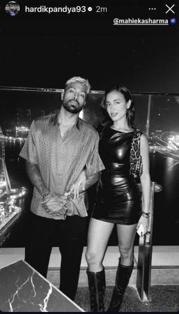 Hardik Pandya shares romantic photo with Mahieka Sharma; makes relationship Instagram official, ex Jasmin Walia shares cryptic post 'I'm with my ex' Hardik Pandya shares romantic photo with Mahieka Sharma; makes relationship Instagram official, ex Jasmin Walia shares cryptic post 'I'm with my ex'