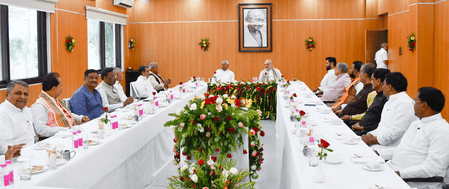 Vice President Radhakrishnan to visit Bihar today, pay tribute to Jayaprakash Narayan (Ld)