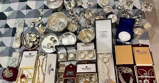 Disproportionate assets: Lokayukta raids Karnataka govt officials across state