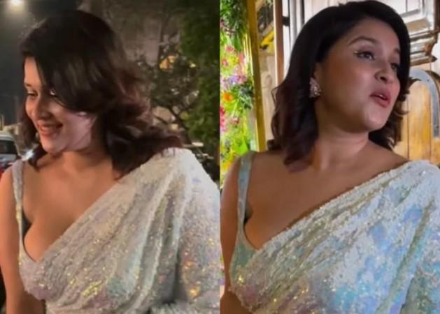 Mannara Chopra Mannara Chopra
