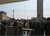 Clashes between banned TLP, police leave 'few' dead in Lahore