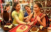 Dhanteras estimated to record Rs 1 lakh crore worth of trade: Praveen Khandelwal Dhanteras estimated to record Rs 1 lakh crore worth of trade: Praveen Khandelwal