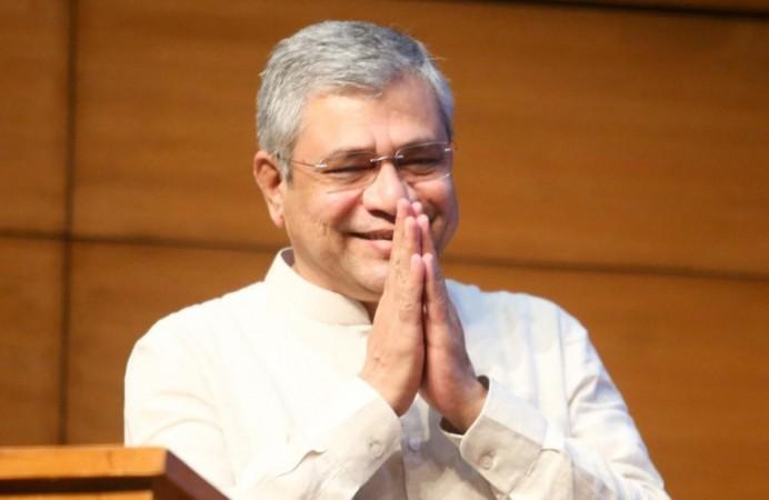 Data is the new oil, data centres are new refineries: Ashwini Vaishnaw Data is the new oil, data centres are new refineries: Ashwini Vaishnaw Data is the new oil, data centres are new refineries: Ashwini Vaishnaw