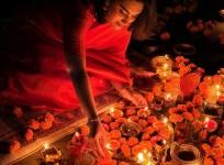 Apple CEO Tim Cook shares 'stunning' Diwali image by Mumbai-based photographer