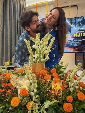 Sonakshi Sinha celebrates first Diwali with husband Zaheer Iqbal and his family at their new home; sans parents Shatrughan-Poonam Sinha? Sonakshi Sinha celebrates first Diwali with husband Zaheer Iqbal and his family at their new home; sans parents Shatrughan-Poonam Sinha?
