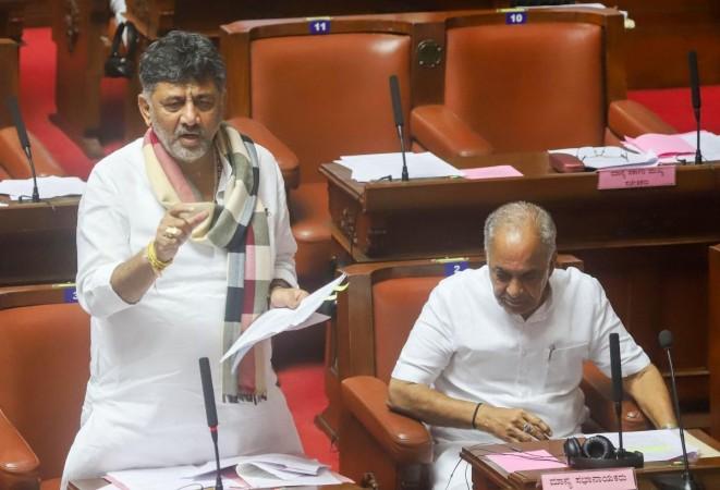 K'taka leadership row: Shivakumar declines to comment on Yathindra's 'Satish Jarkiholi as CM' remark K'taka leadership row: Shivakumar declines to comment on Yathindra's 'Satish Jarkiholi as CM' remark