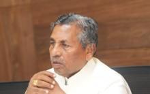 Congress infighting: Parameshwara backs Minister Muniyappa for K'taka CM post Congress infighting: Parameshwara backs Minister Muniyappa for K'taka CM post