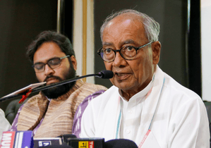 Digvijaya Singh seeks immediate release of Umar Khalid, accuses BJP-RSS of conspiracy against Muslims