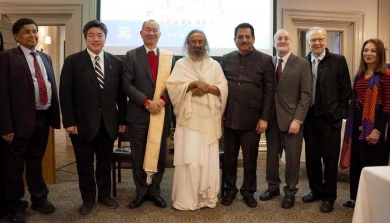 Gurudev Sri Sri Ravi Shankar receives top global peace award from Boston Global Forum Gurudev Sri Sri Ravi Shankar receives top global peace award from Boston Global Forum
