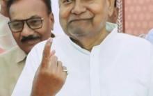 Bihar polls: CM Nitish Kumar casts his vote in Bakhtiyarpur, shows inked finger