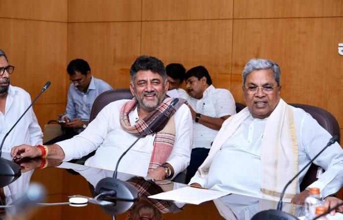 Sugarcane crisis: Karnataka CM slams Union Minister Joshi over claims on ethanol allocation Sugarcane crisis: Karnataka CM slams Union Minister Joshi over claims on ethanol allocation