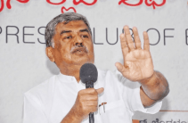 'ECI acting like RSS unit': K'taka Congress MLC on Bihar result