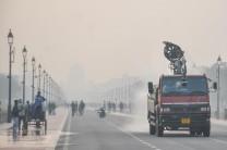 Toxic Air Chokes Delhi-NCR: AQI Above 400, Pollution Levels Hit 'Severe' Mark Again