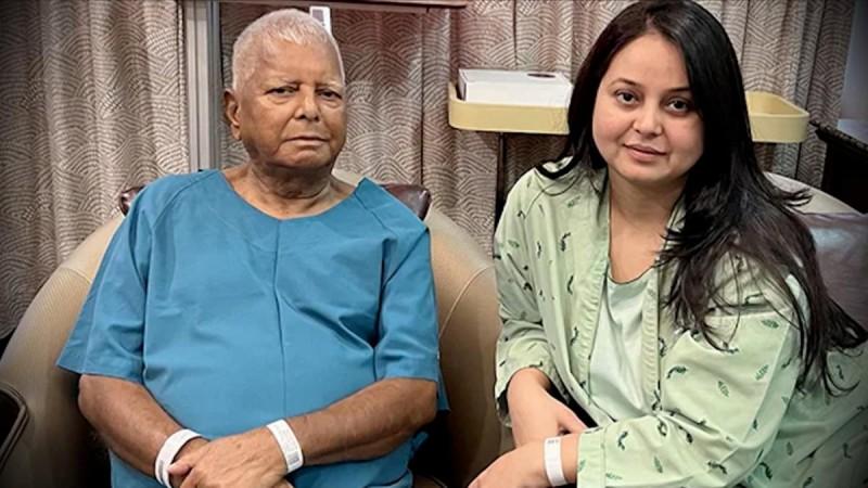 'Humiliated, filthy abuses, slipper raised': Lalu's daughter says 'they' left her orphaned 'Humiliated, filthy abuses, slipper raised': Lalu's daughter says 'they' left her orphaned