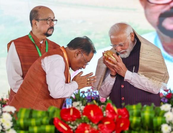 PM Modi extends birthday wishes to LS Speaker Om Birla, praises his 'tireless' service for nation