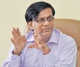 Siddaramaiah will serve full term, says CM's economic advisor, rules out power-sharing pact