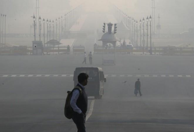 Delhi-NCR's cold intensifies, AQI again nears 'severe' in several areas
