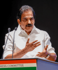 K'taka Cong infighting: Pro-Shivakumar slogans erupt as KC Venugopal lands in Mangaluru