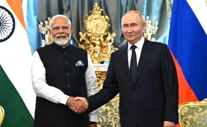 PM Modi and Russian President Russian President Putin departs Delhi after two-day State Visit; thanks India for 'warm welcome'
