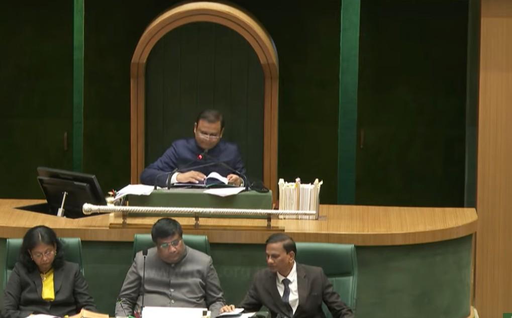 EVs on expressways, Atal Setu to get toll waiver after Maha Speaker's directive; refunds to follow