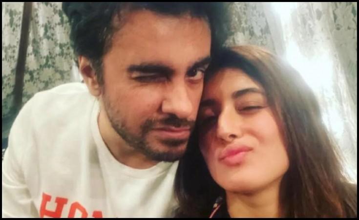 Kritika dismissed her engagement rumours with Uday Singh Gau Kritika dismissed her engagement rumours with Uday Singh Gau