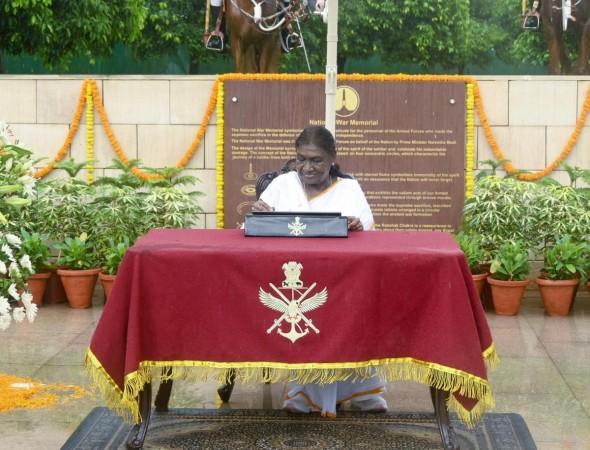 'My humble respects to brave sons of Mother India': Prez Murmu on Vijay Diwas 'My humble respects to brave sons of Mother India': Prez Murmu on Vijay Diwas