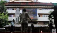 Sensex, Nifty end lower on weak global cues