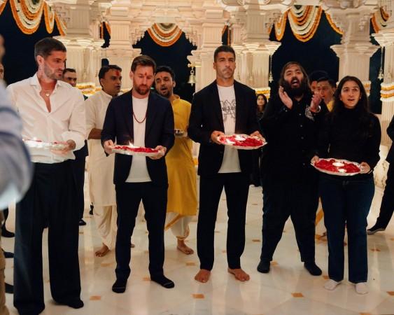 Messi does puj, performs aarti; enjoys time at Vantara zoo ; Anant Ambani gifts him $1.1 million Richard Mille watch