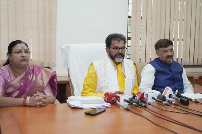 'Rs 39,000 crore meant for Dalits used for guarantees': K'taka BJP demands Minister's resignation 'Rs 39,000 crore meant for Dalits used for guarantees': K'taka BJP demands Minister's resignation