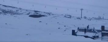 Kashmir receives season's first snowfall in higher reaches; rain in plains after 3-month dry spell