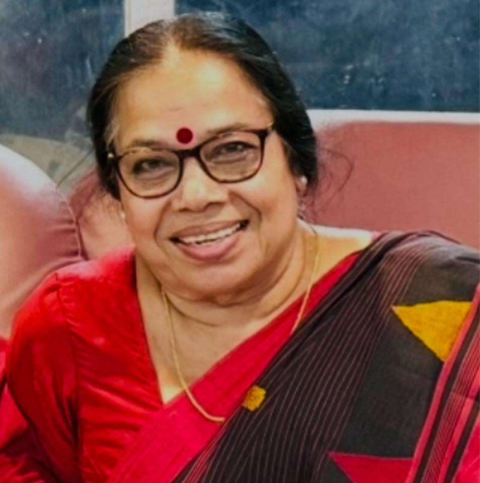 Former Kerala Minister PK Sreemathi robbed on train en route from Bengal to Bihar