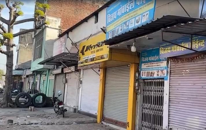 Tension in Rajasthan's Chomu after stones pelted at police over mosque railing issue; cops injured