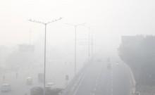Delhi's air quality continues to remain 'very poor' amid biting cold