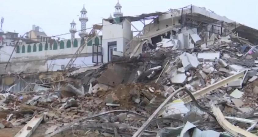 FIR filed after stone-pelting during demolition drive near Old Delhi mosque, 10 detained