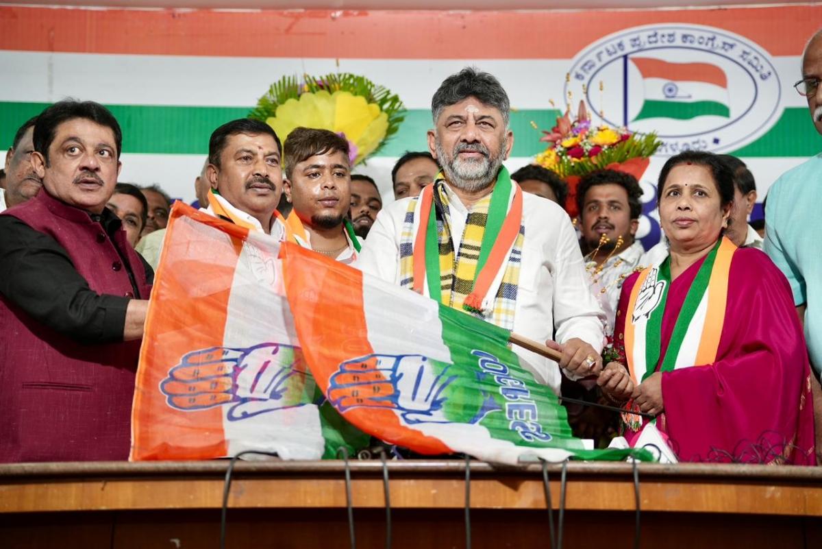 Strong possibility of JD(S) merging with BJP in future: K'taka Dy CM Shivakumar