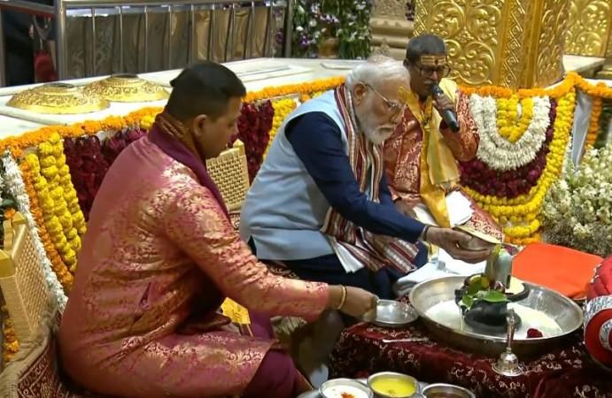 Somnath Swabhiman Parv: PM Modi offers prayers at Somnath Temple