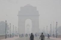 Delhi's minimum temperature rises slightly; air quality remains 'very poor'