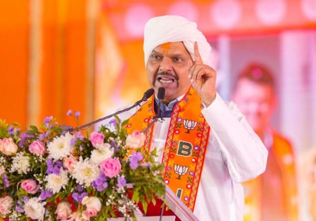 Karnataka BJP celebrates Mumbai civic poll victory in B'luru, Yediyurappa congratulates PM Modi, Maha CM Fadnavis