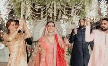 Kriti Sanon lifting Nupur Sanon's phoolon ki chaadar