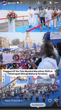 Sri sri Ravishankar flagged off the Tata Mumbai Marathon 2026 at Chhatrapati Shivaji Maharaj Terminus.