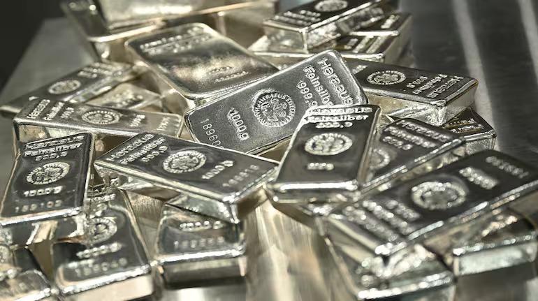 Silver at lifetime high, hits Rs 3 lakh per kg on MCX amid global tensions: Should you buy, hold, or sell?