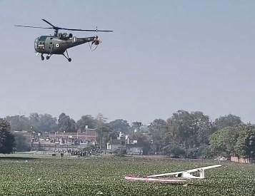 IAF microlight aircraft makes emergency landing in Prayagraj pond, pilots safe