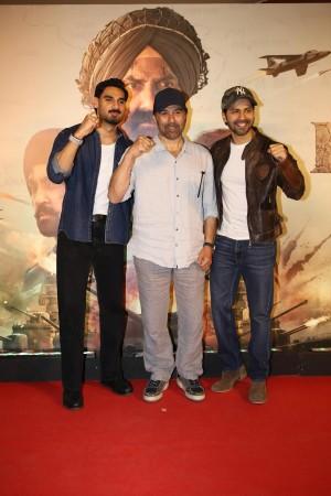 Border 2 screening: Varun Dhawan touches Sunny Deol's feet; actor struggles to bend while stopping Varun, fans say Sunny Deol has grown old