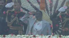 President Droupadi Murmu presided over the 77th Republic Day celebrations at Kartavya Path, New Delhi, by unfurling the national flag, followed by the National Anthem and a 21-gun salute using indigenous 105-mm Light Field Guns. Prime Minister Narendra Mo