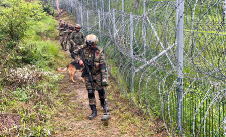 Pakistani intruder shot dead by BSF along International Border in J&K's Samba Pakistani intruder shot dead by BSF along International Border in J&K's Samba