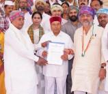 Struggle will continue until MGNREGA is restored: CM Siddaramaiah as K'taka Cong submits memorandum to Guv