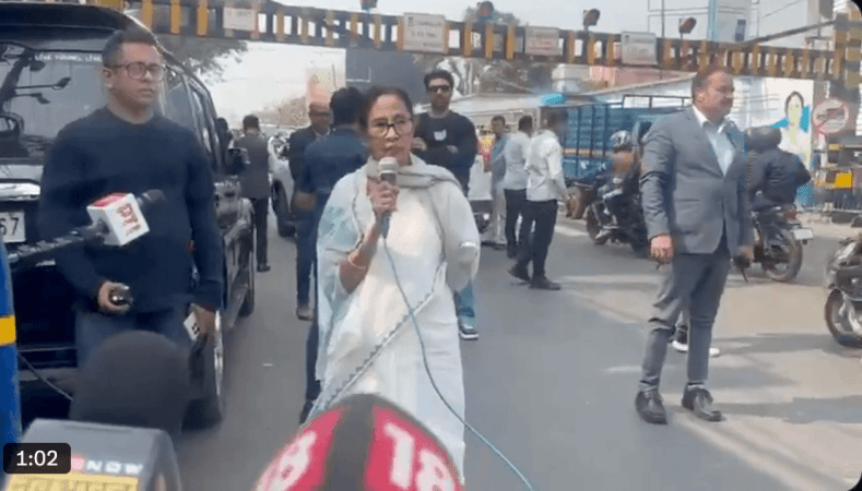 'Ajit Pawar was mulling to leave BJP alliance...': WB CM Mamata Banerjee raises question on fatal plane crash, demands SC-monitored probe 'Ajit Pawar was mulling to leave BJP alliance...': WB CM Mamata Banerjee raises question on fatal plane crash, demands SC-monitored probe