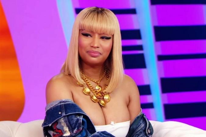 Nicki Minaj flaunts Trump's gold card, calls herself his No. 1 fan; here's how much did she pay? Nicki Minaj flaunts Trump's gold card, calls herself his No. 1 fan; here's how much did she pay?