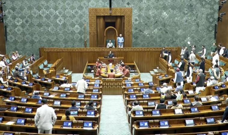 Oppn creates ruckus in LS; House adjourned till noon